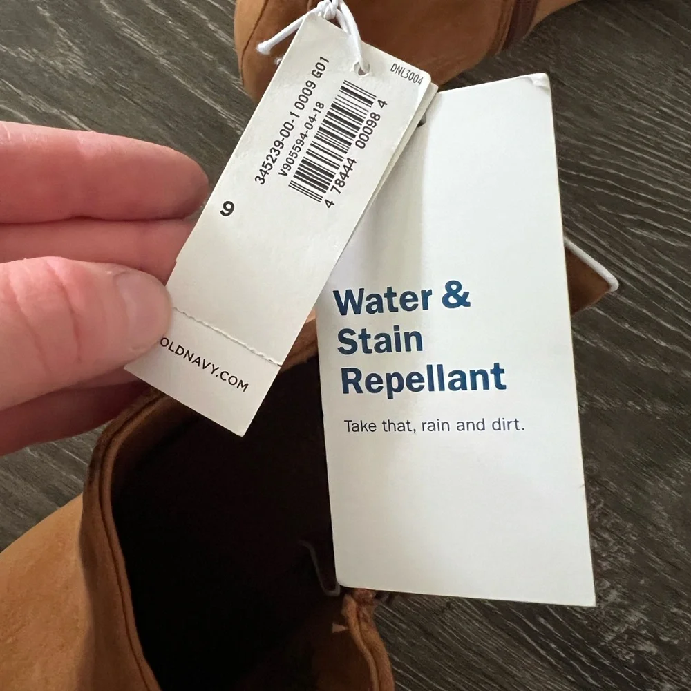 NWT Old Navy Brown Ankle Booties size‎ 9
